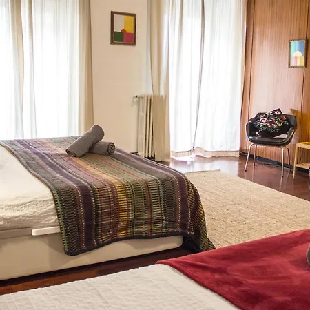 Central, Spacious And Authentic Family Appartement