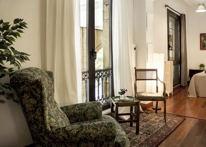 Central, Spacious And Authentic Family Apartmán *