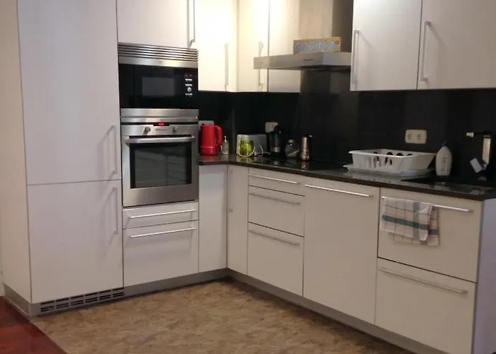 Central, Spacious And Authentic Family Apartment