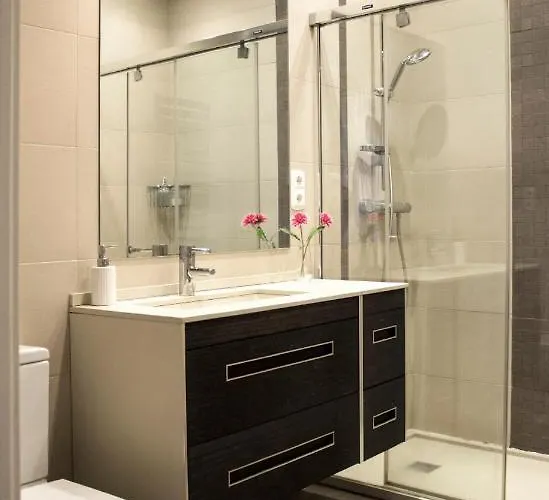 Central, Spacious And Authentic Family San Sebastian