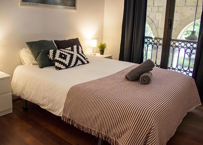 Apartment Central, Spacious And Authentic Family San Sebastian